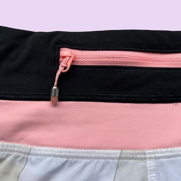 Lululemon‎ Groovy Run Short Gingham Tan Pink Black Size 6 - Picture 4 of 7